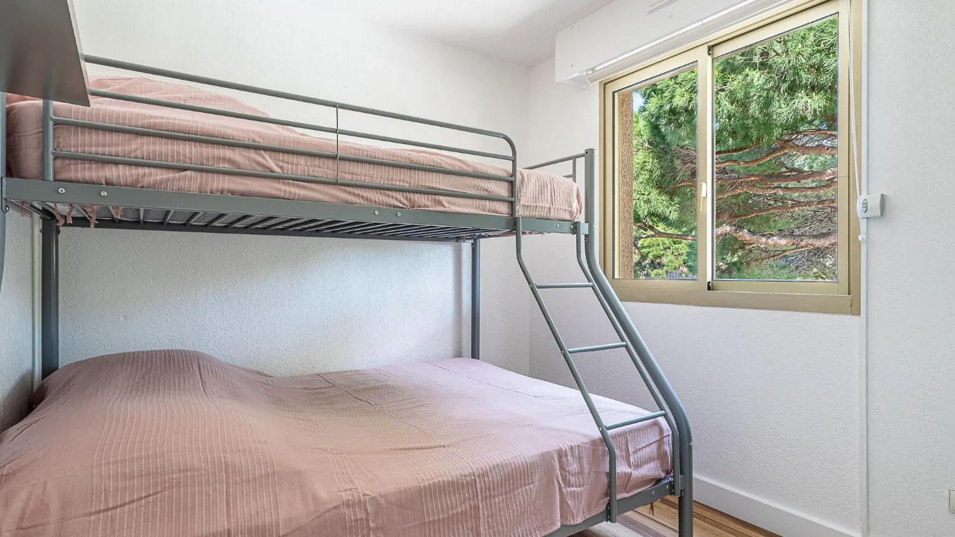 Apartment Les Regates-8 By Interhome Hyeres 0*,
