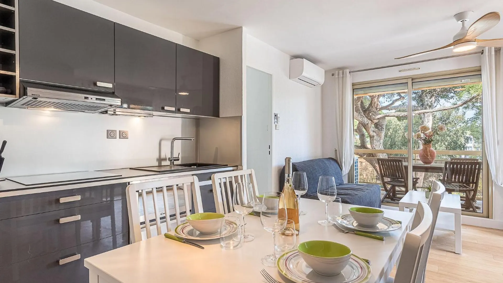 Apartment Les Regates-8 By Interhome Hyeres